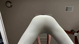 Hey beta, watch me flex my ass during this goddess workout tease