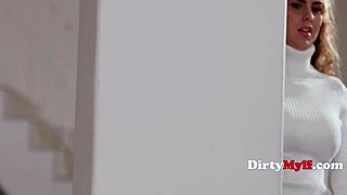 Teens Angel Windell And Jill Taylor Show Lonely Stepmom Jessie Rogers Strapon Wonders