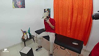 Masajista De Gran Polla Se Folla El Gran Culo De Su Clienta Y La Muy Cachonda Queda Con Ganas De Mas Parte 1