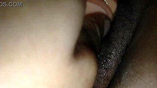 Yad Khuy Khao Ru Hi Tam Duay Khuy Plom Lae Diw Do Chun Tad Ko Chik