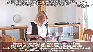 Deutsche Blonde Reife Hausfrau Mit Brille Fickt in Der Küche