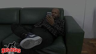 Catching my husband on Tinder