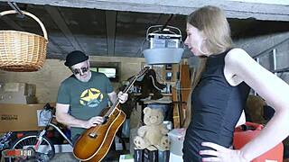 i got anal threesome wit double penetrtion and pissin for alice maze