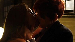 hey, lesbians lily and maci get off on feet