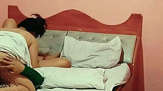 Kinantot Ni Kabit Sa Grab Car Sex