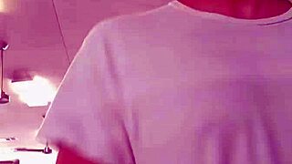 simple gym exercise selfie