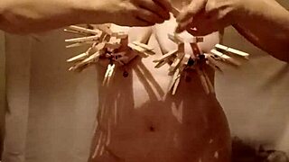 2024 10 22 Esclave F Pinces Et Ceinture