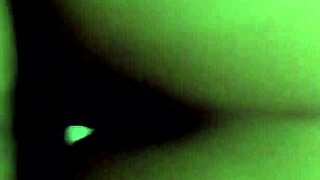 ricos sentones de una esposa horny amateur