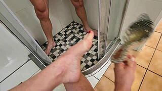 Boyfriend cums on feet