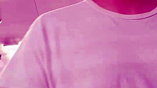 simple gym exercise selfie