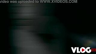 milf jennifer white seduces that monster cock for a quick fuck 😏