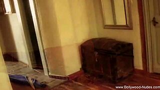 Dance of the exotic indian princess