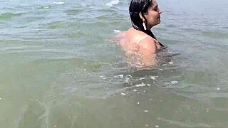 Desi Puja Bhabhi gets fucked in the river 😍