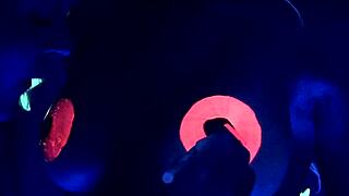 sexy pornstar dani daniels plays with hot wet pussy!!