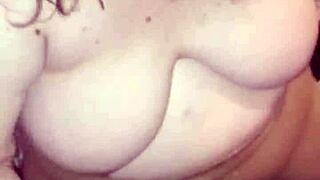 Мачеха дрочит и сосет хуй до кончины на лицо