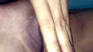 i rubbed pussy with hard cock till squirt.