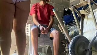 aluguei um quartinho em s�o paulo e tive que da pro dono porque estou lisa