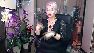 I Mature Bitch With Purple Hair And Big Tits Masturbate Depravedly