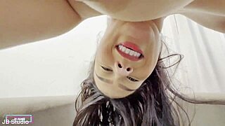 Morena gostosa squirting from her pussy during sex