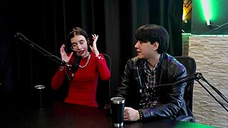 Curtia se exibir bem novinha a pandemia lançou mulheres no pornô contou pra mãe e quando vendeu seu primeiro nude - yastrixx watch on sheer red