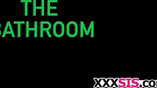 I spy with my little 18+ eye a stepsister pussy. What are you hiding?