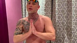 my friend gave me his ass to keep our secret