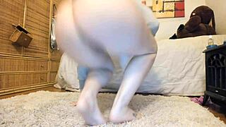 Exciting diaper full of pee enhances fetish masturbation