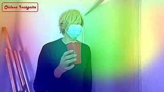 la fiesta continua en el baño - trailer