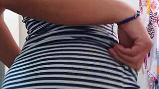 i'm a colombian girl masturbating my vagina