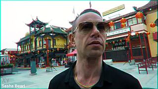 Hong Kong 1986 Russian street encounter