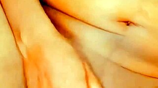 Flat chest shemale gets anal fucked to orgasm 😈