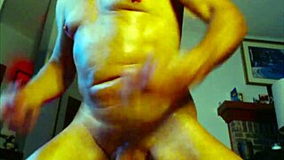 im loganhuge from chaturbate playin with myslef rite now