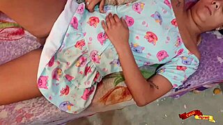 Meu padrasto n�o respeitou meu cuzinho apertado