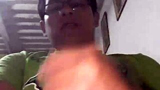 Hot peruvian teen gives intense handjob in living room ending with cumshot