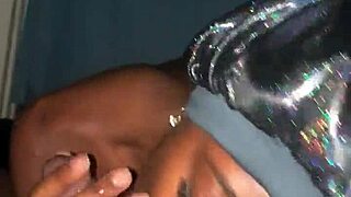 I love sucking those big tits and fat toes