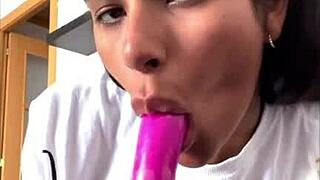 I love this horny Venezuelan masturbating her wet pussy compilation