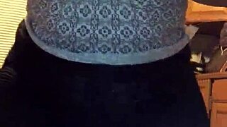 Big Booty Wife Shakes Ass Hard