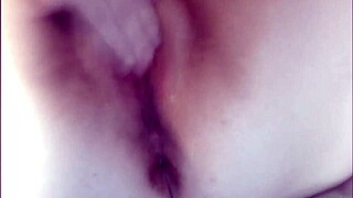 i kmmarquez milf solo masturbating to orgasm