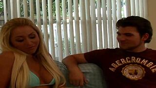 Eva Cruz Is Really Close With Her Neighbor