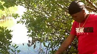 Couple has quick beach fuck with deepthroat cumshot