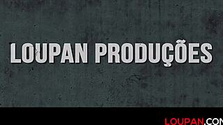 I'm a morena bunduda exibindo in the car, my big ass n tits.