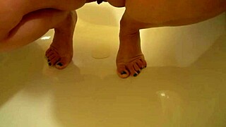 milf caresses her anal then shows her pussy from the inside and pissing?