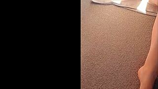 Maturemons Close Up Clit