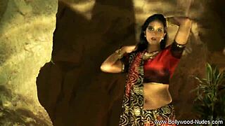 Want to see this seductive sex ritual?