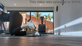 real amateur tanned woman needs help from pool boy