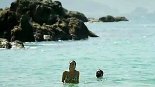 Regina blandón flashes nipple like town boyfriend 😏