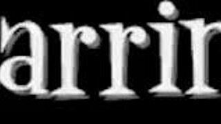 lisa ann spreads her thick legs in lingerie