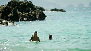 Regina blandón flashes nipple like town boyfriend 😏