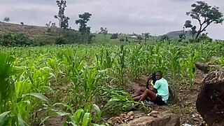 Amateurs Fuck On The Ranch