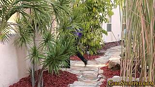 Stedatter gir head til stor kuk.